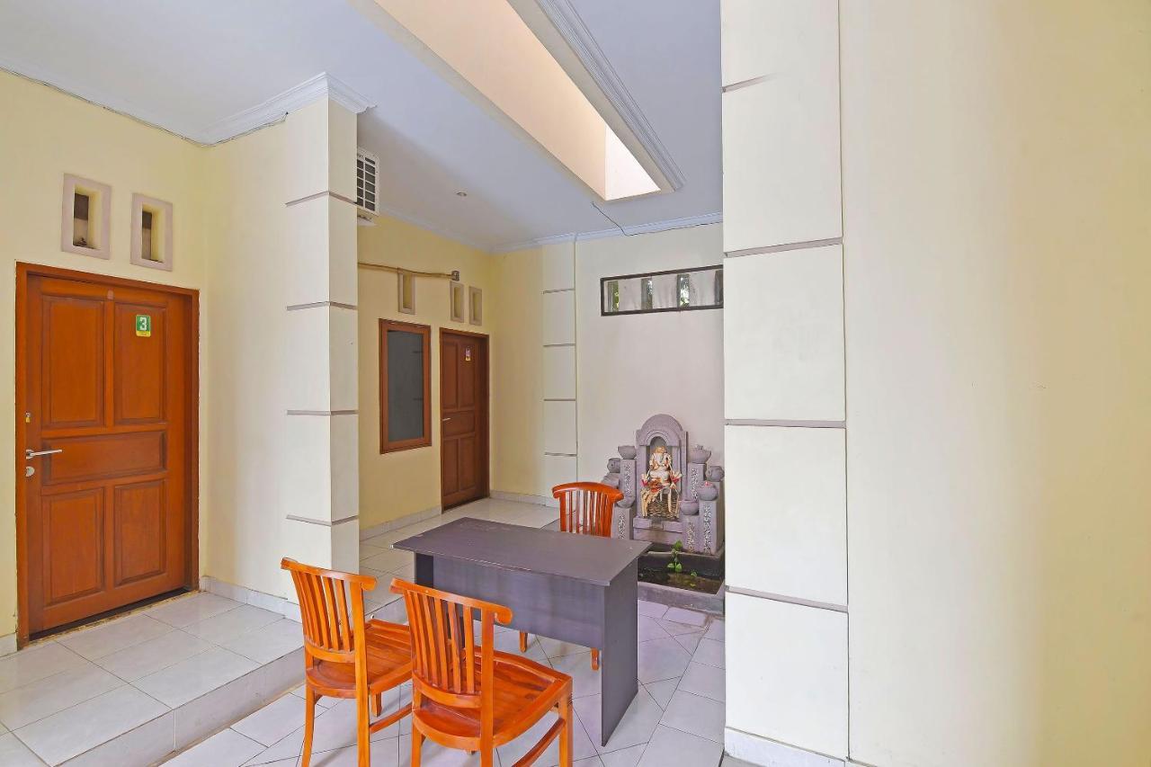 Oyo 91445 Sandat Guest House دنباسار المظهر الخارجي الصورة